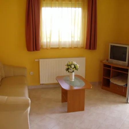 Katalin Apartmanhaz