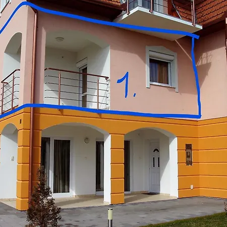 Katalin Apartmanhaz Appartement *