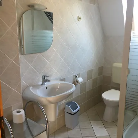 Katalin Apartmanhaz *