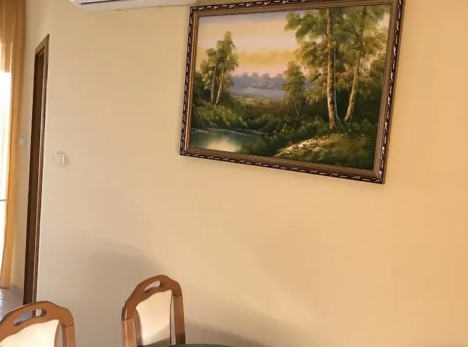 Katalin Apartmanhaz Lägenhet *
