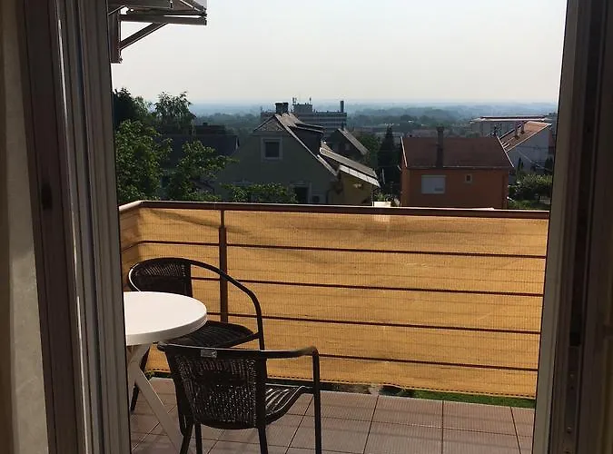 Katalin Apartmanhaz Lägenhet