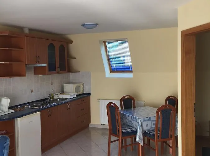 Lägenhet Katalin Apartmanhaz